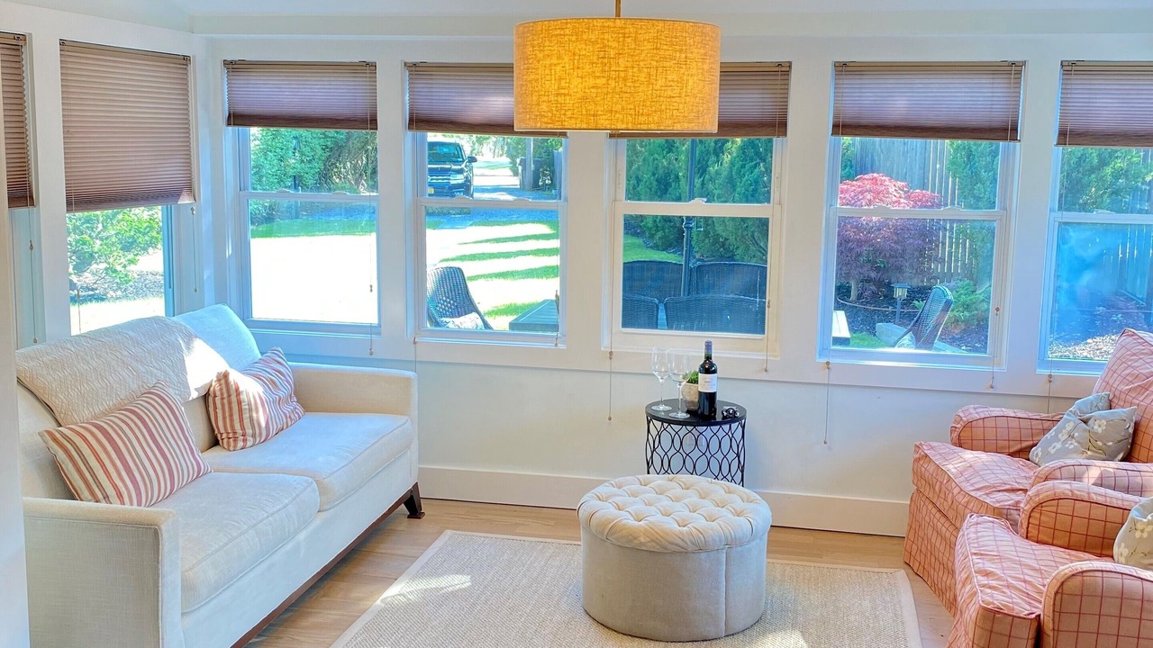 Photo of Livingroom in Westhampton Beach