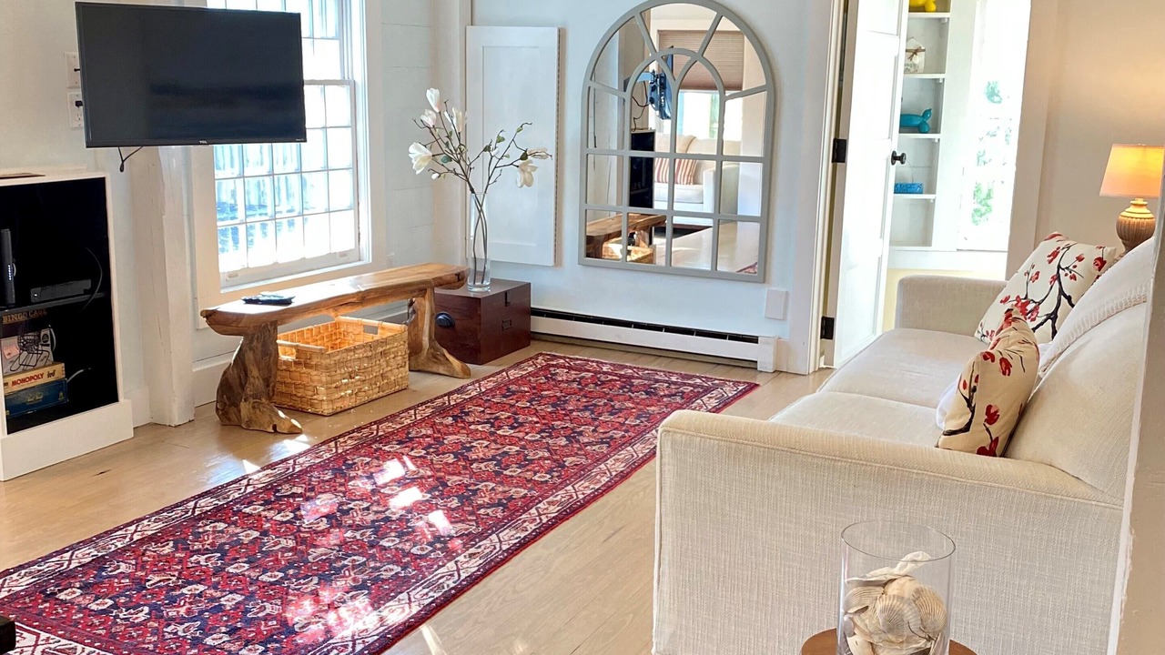 Photo of Livingroom in Westhampton Beach