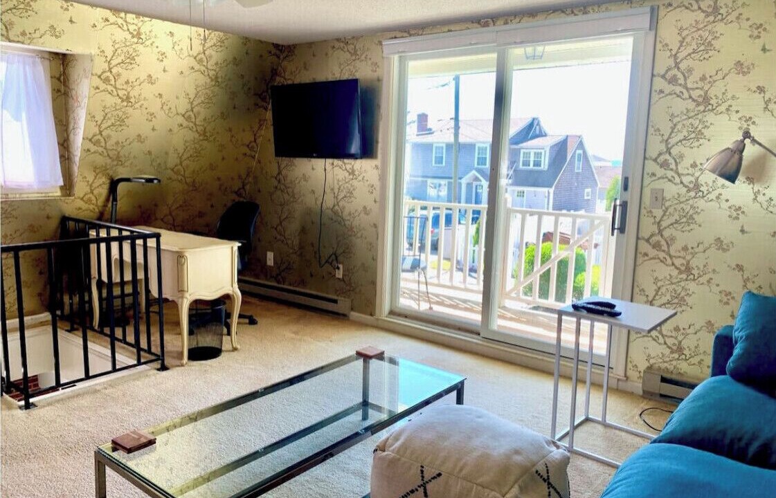 Photo of Livingroom in Westbrook
