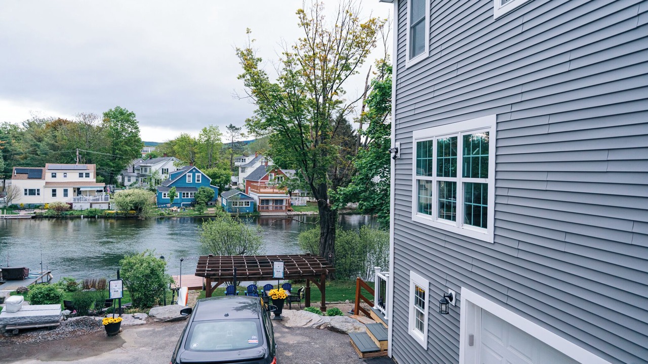 Photo of Outdoor in Laconia