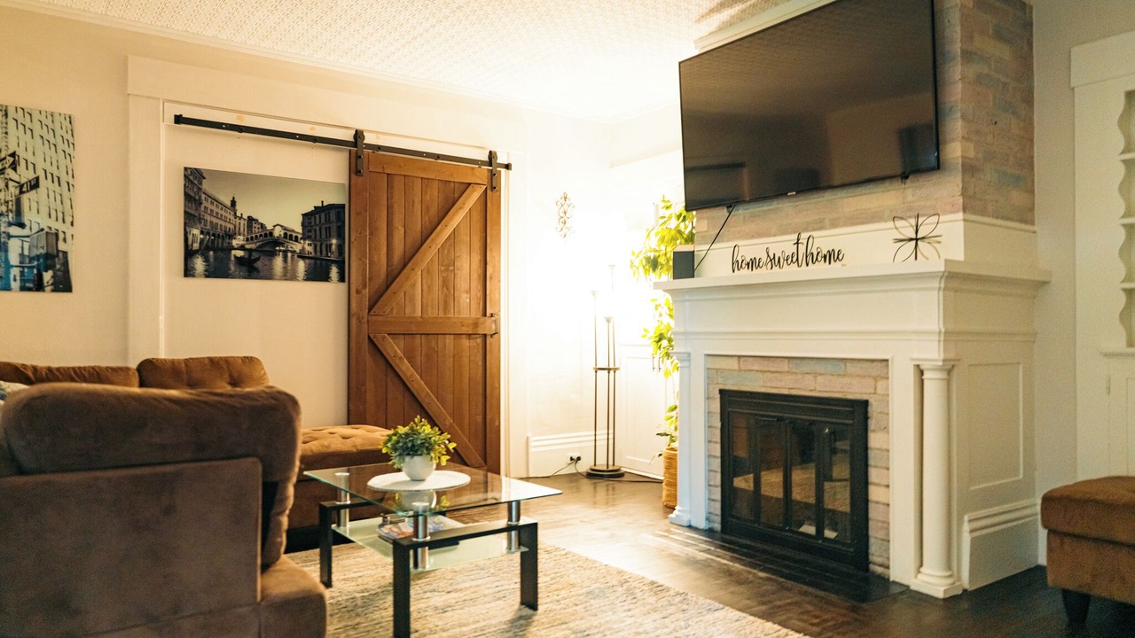 Photo of Livingroom in Laconia