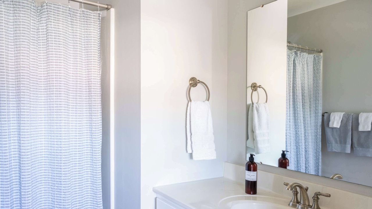 Photo of Bathroom in Easton's Point