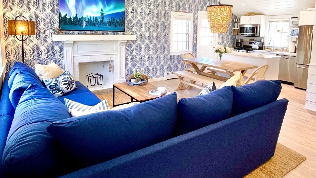 Photo of Livingroom in South Yarmouth