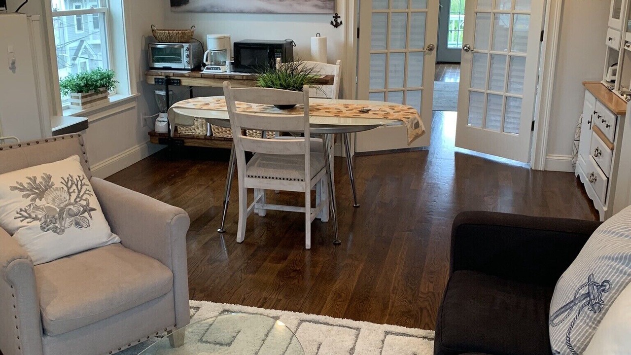 Photo of Livingroom in Milford