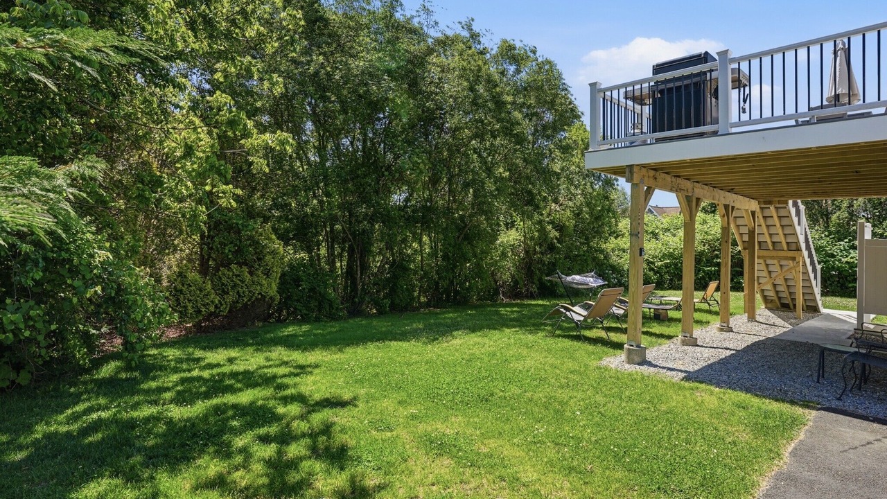 Photo of Outdoor in Eastward Look