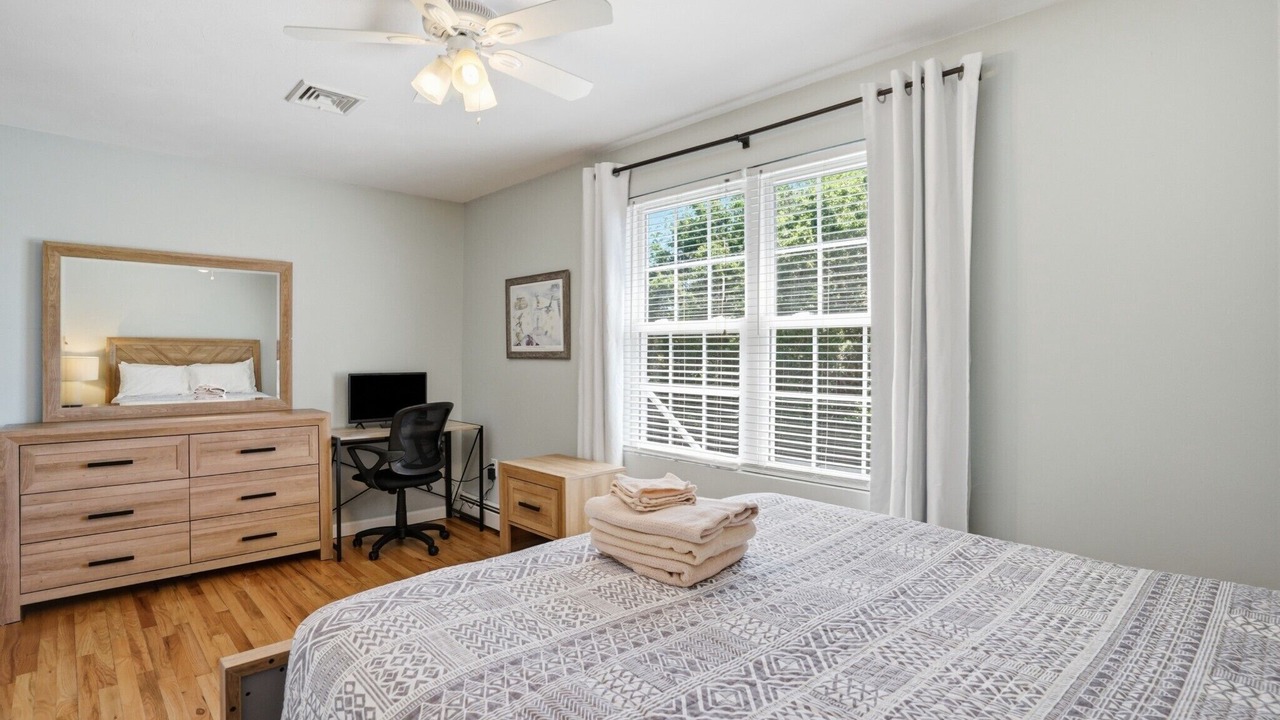 Photo of Bedroom in Eastward Look