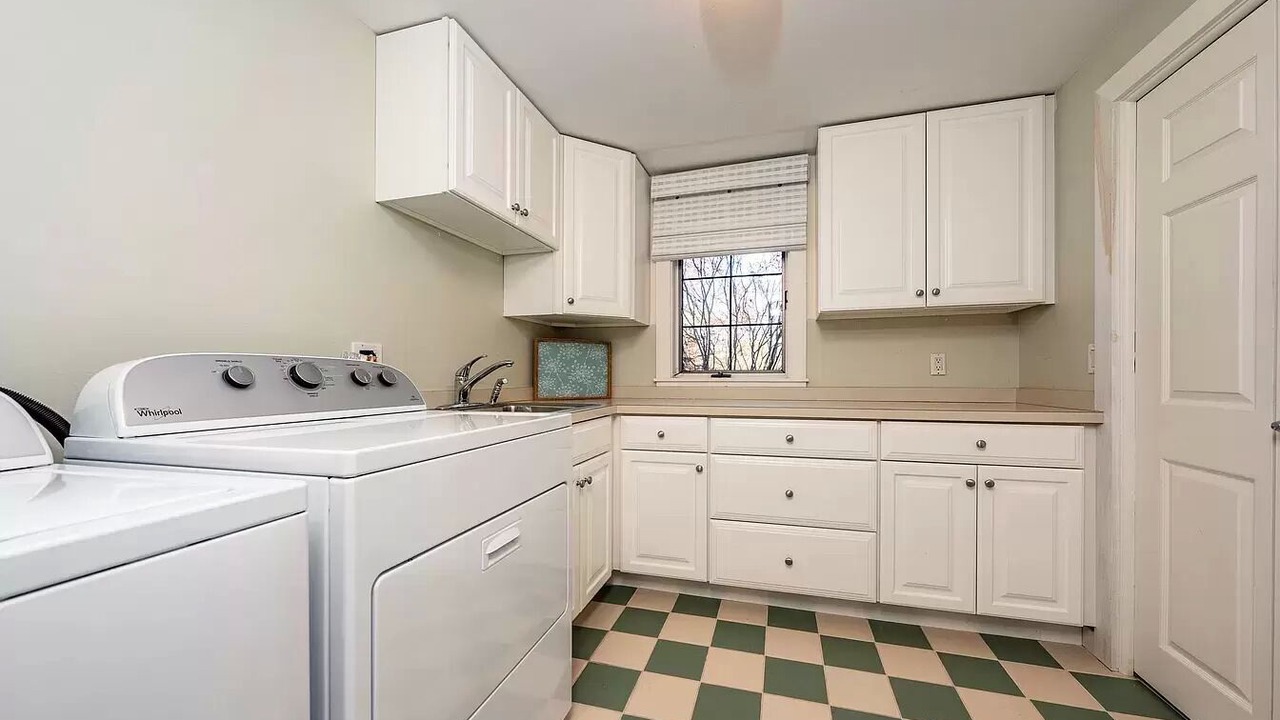 Photo of Bedroom in Mashpee