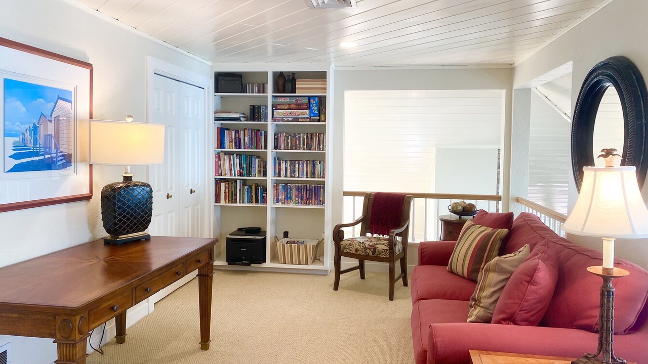 Photo of Bedroom in Mashpee