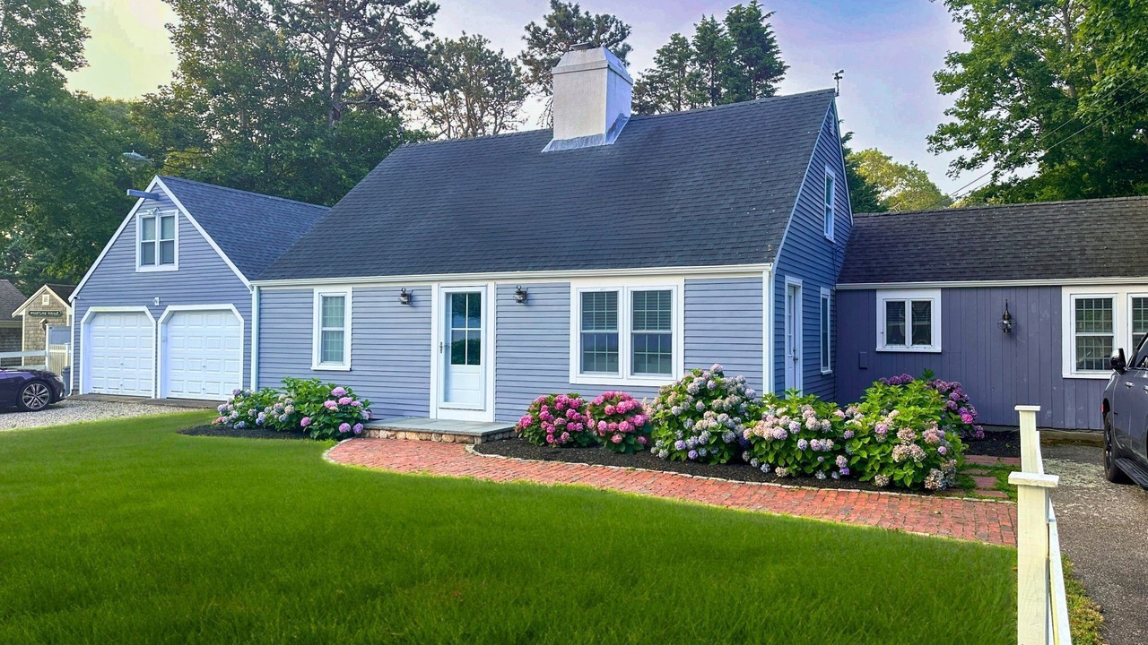 Photo of Others in Hyannis