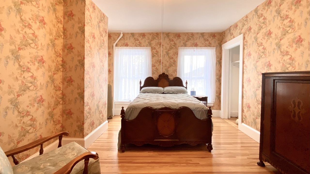 Photo of Bedroom in Bartlett