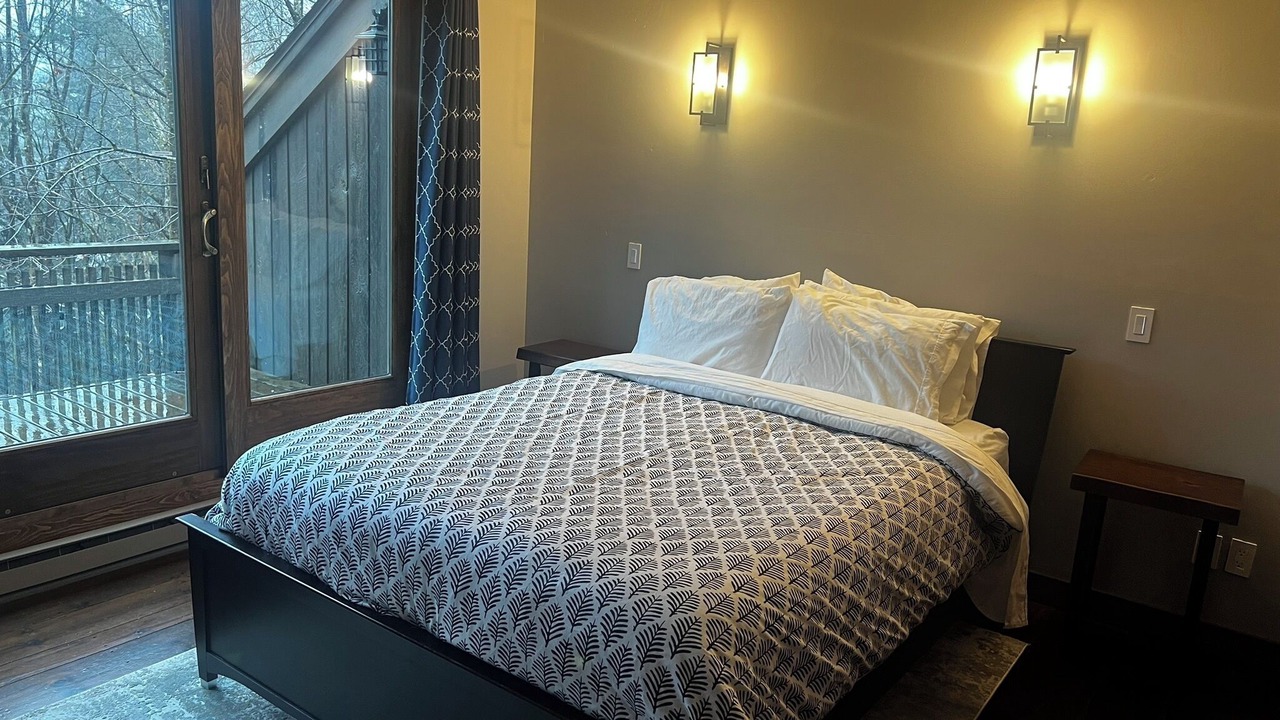 Photo of Bedroom in Bethel