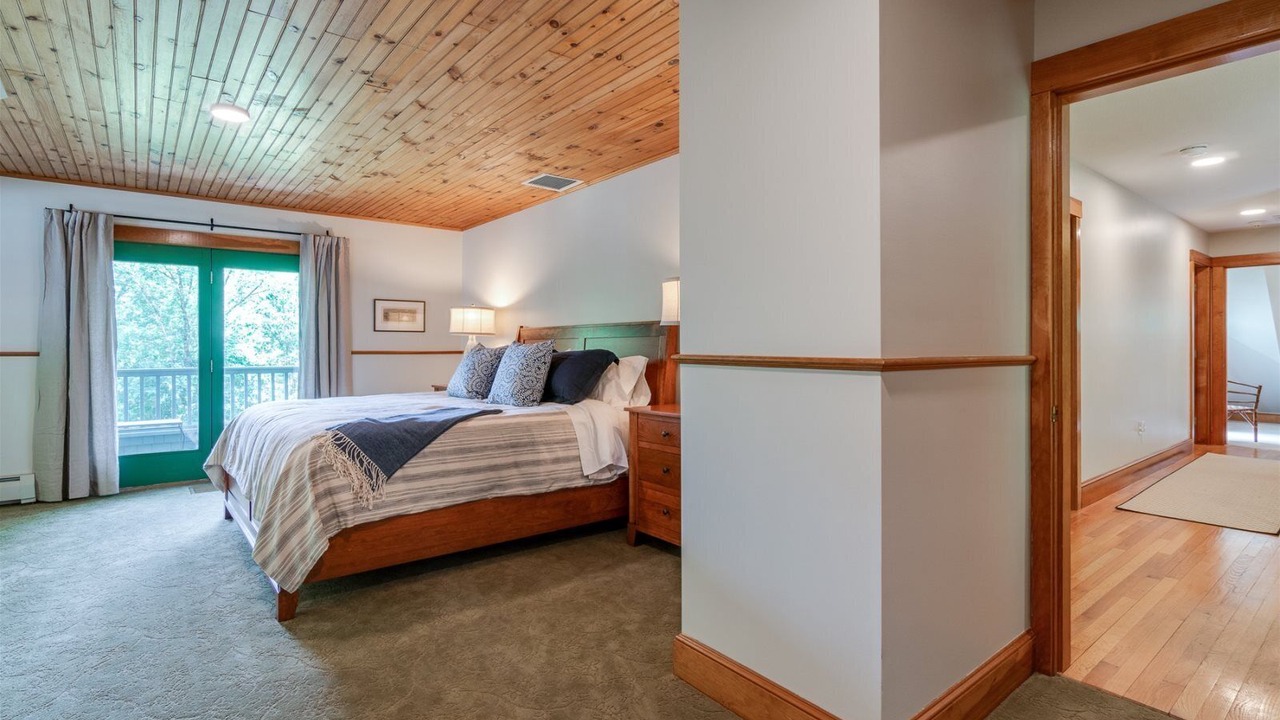 Photo of Bedroom in Lyman