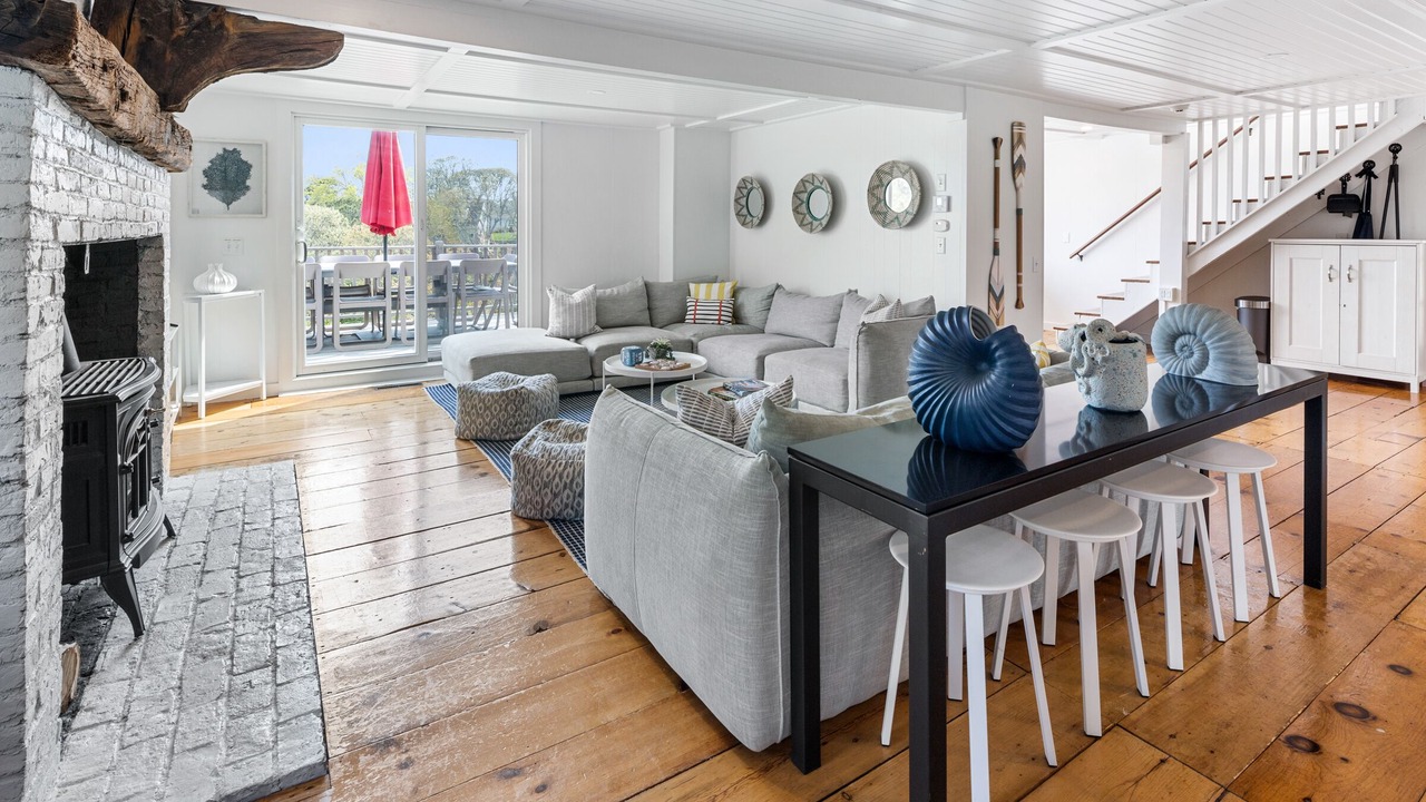 Photo of Livingroom in West Chatham