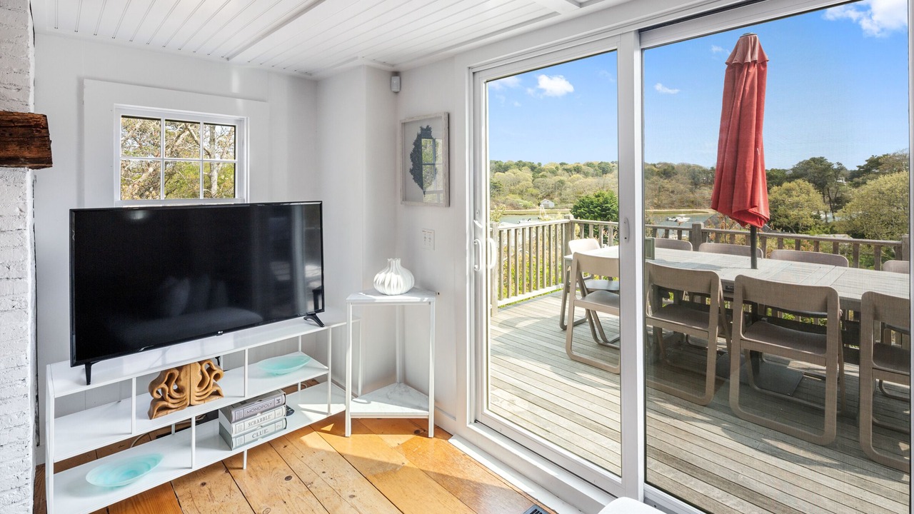 Photo of Livingroom in West Chatham