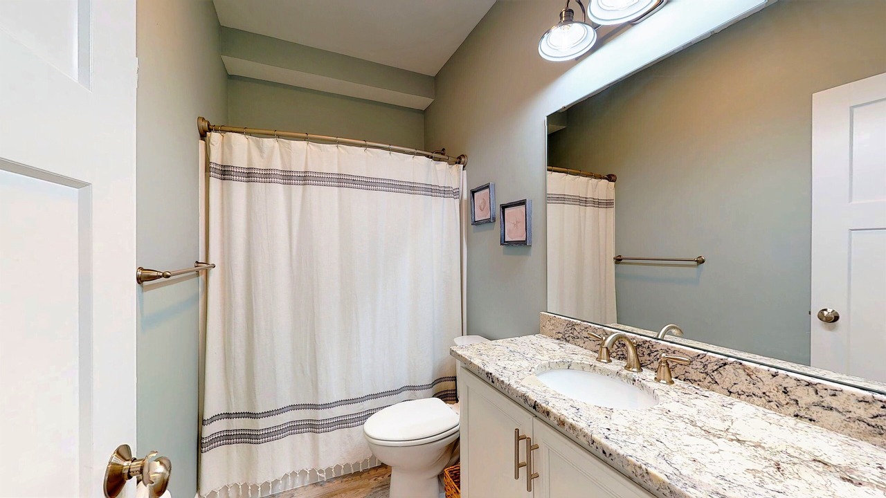Photo of Bathroom in Ocean Park