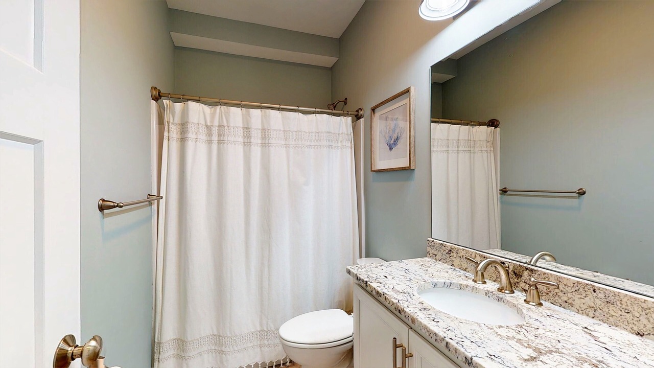 Photo of Bathroom in Ocean Park