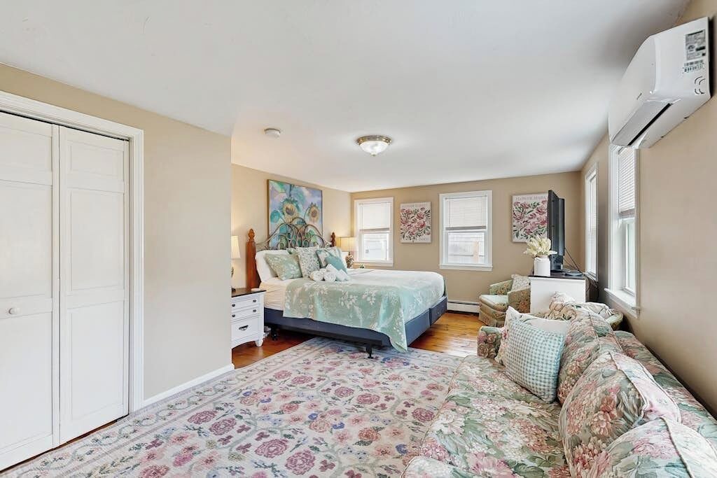Photo of Bedroom in South Yarmouth