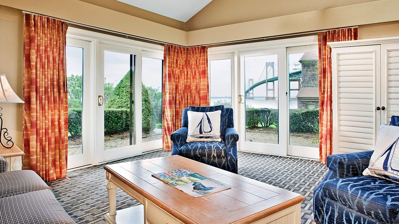 Photo of Livingroom in Jamestown