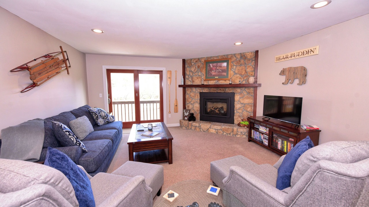Photo of Livingroom in North Conway