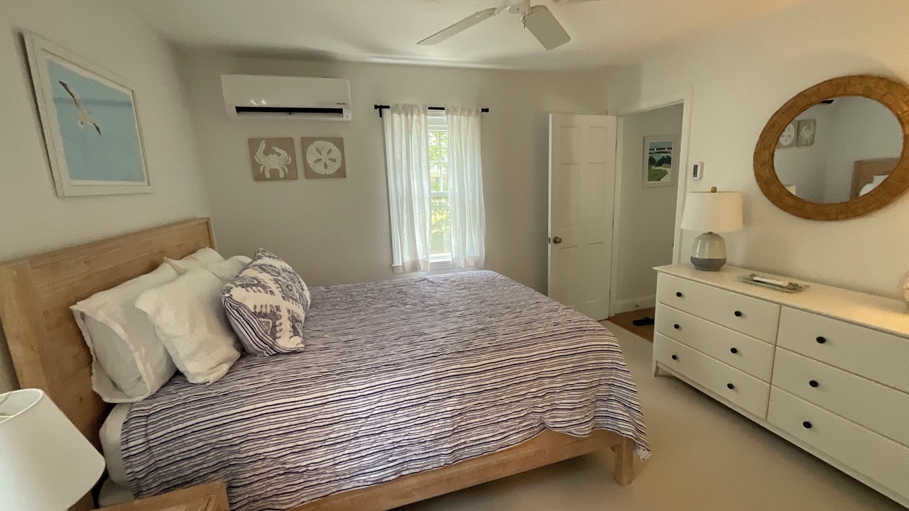 Photo of Bedroom in Katama