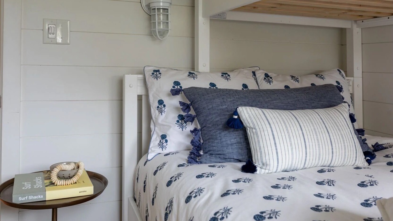 Photo of Bedroom in Aquinnah