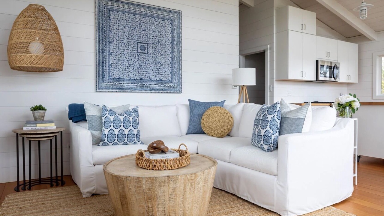 Photo of Livingroom in Aquinnah