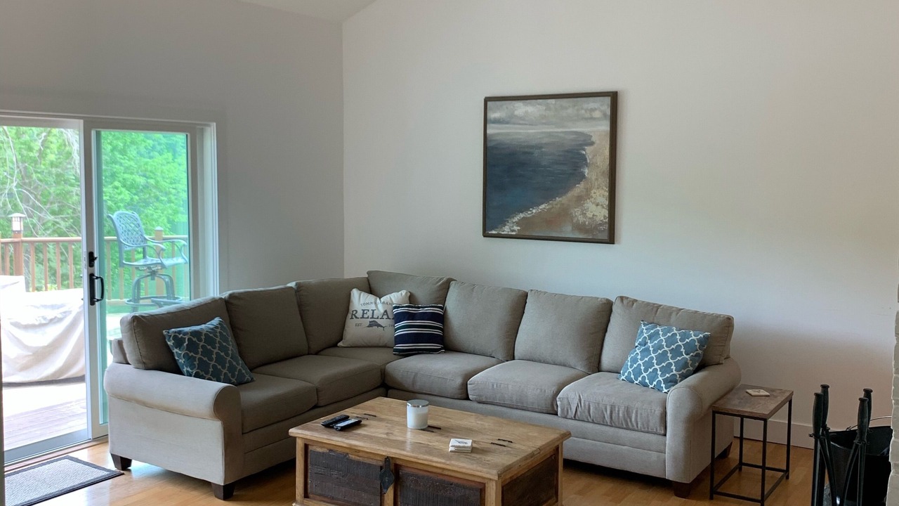 Photo of Livingroom in Brookfield