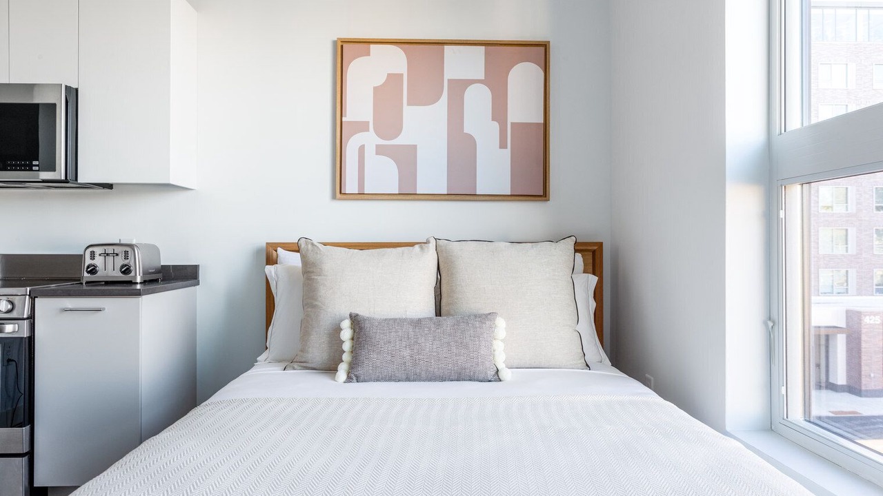Photo of Bedroom in Central Square
