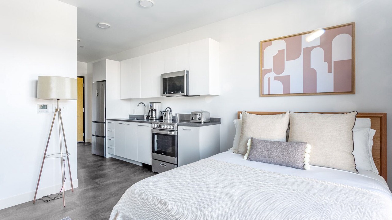 Photo of Bedroom in Central Square