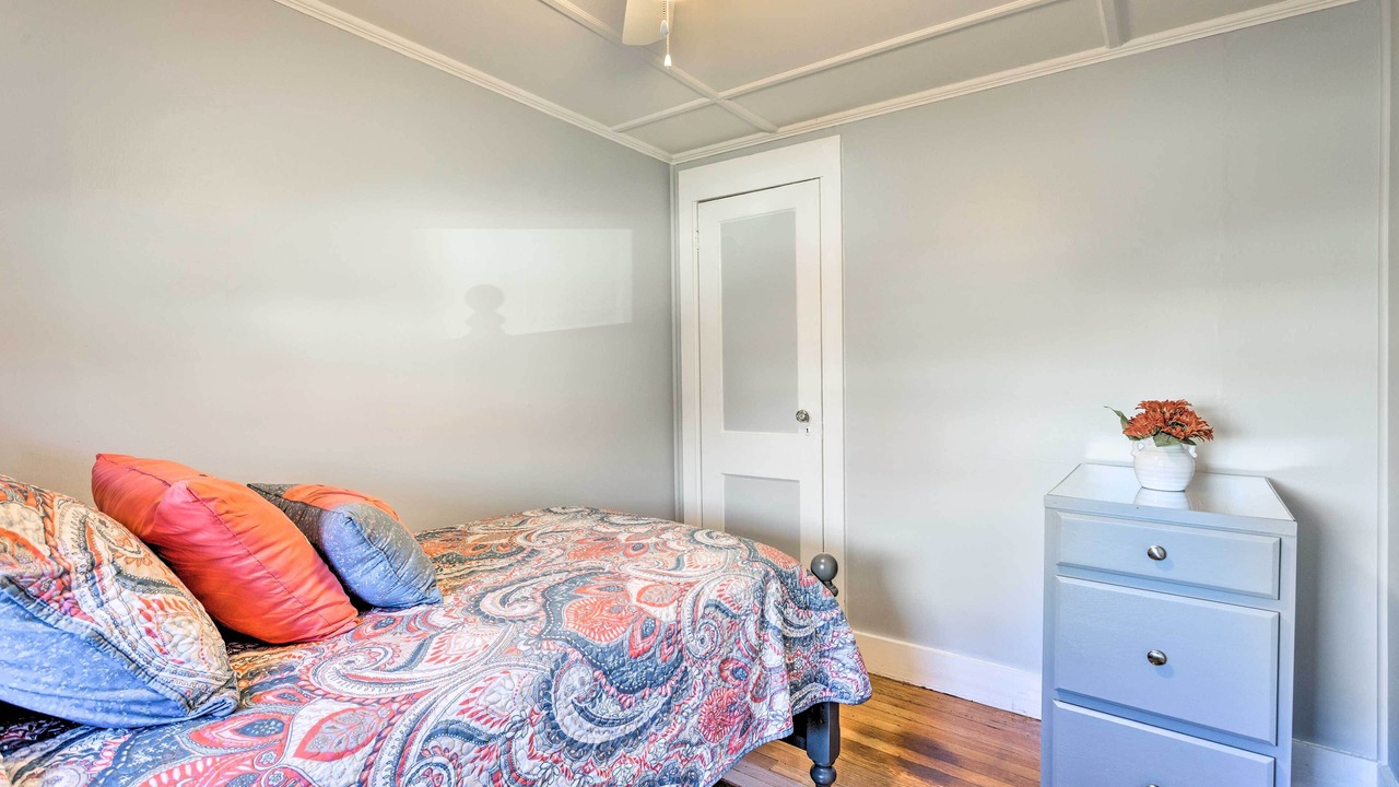 Photo of Bedroom in Newport