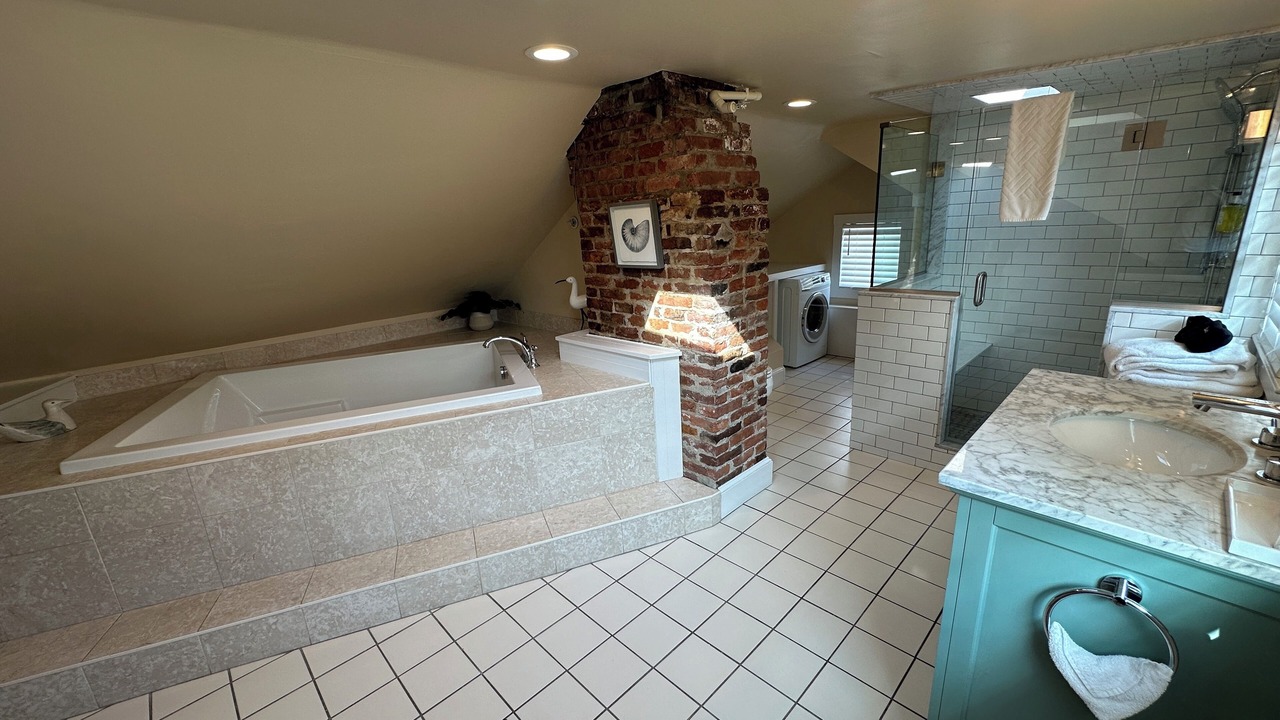 Photo of Bathroom in Top of the Hill