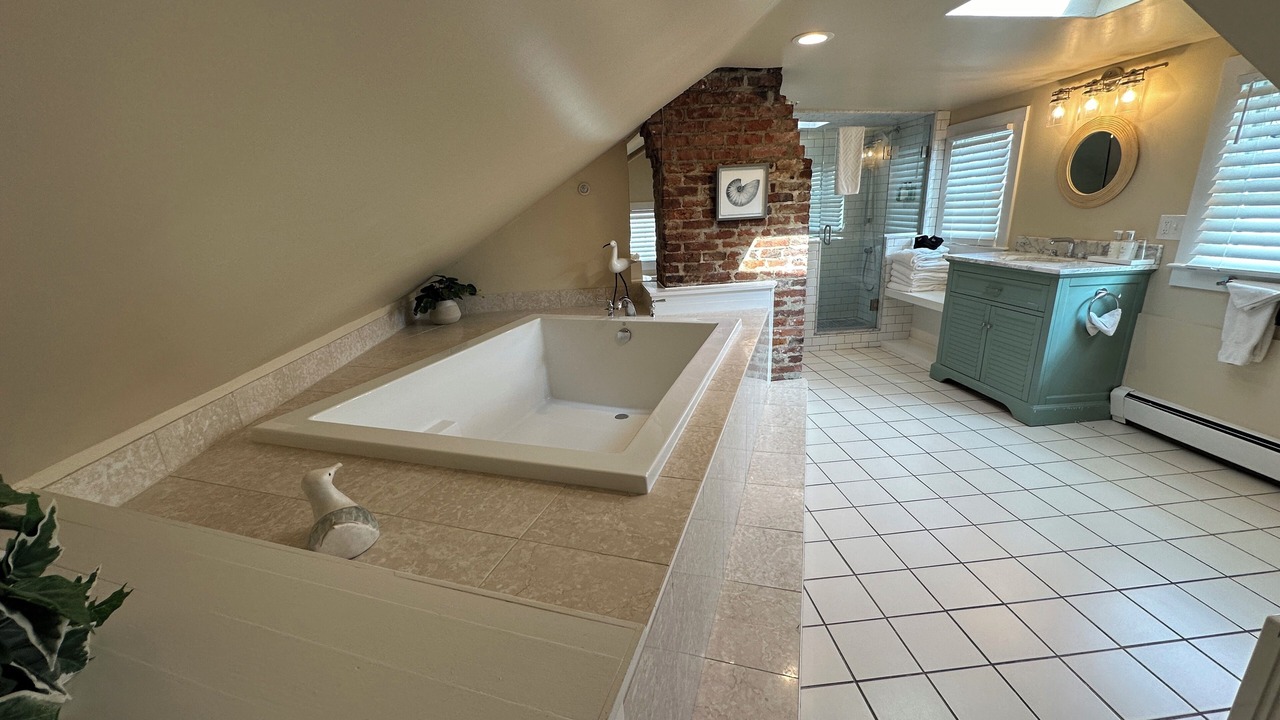 Photo of Bathroom in Top of the Hill