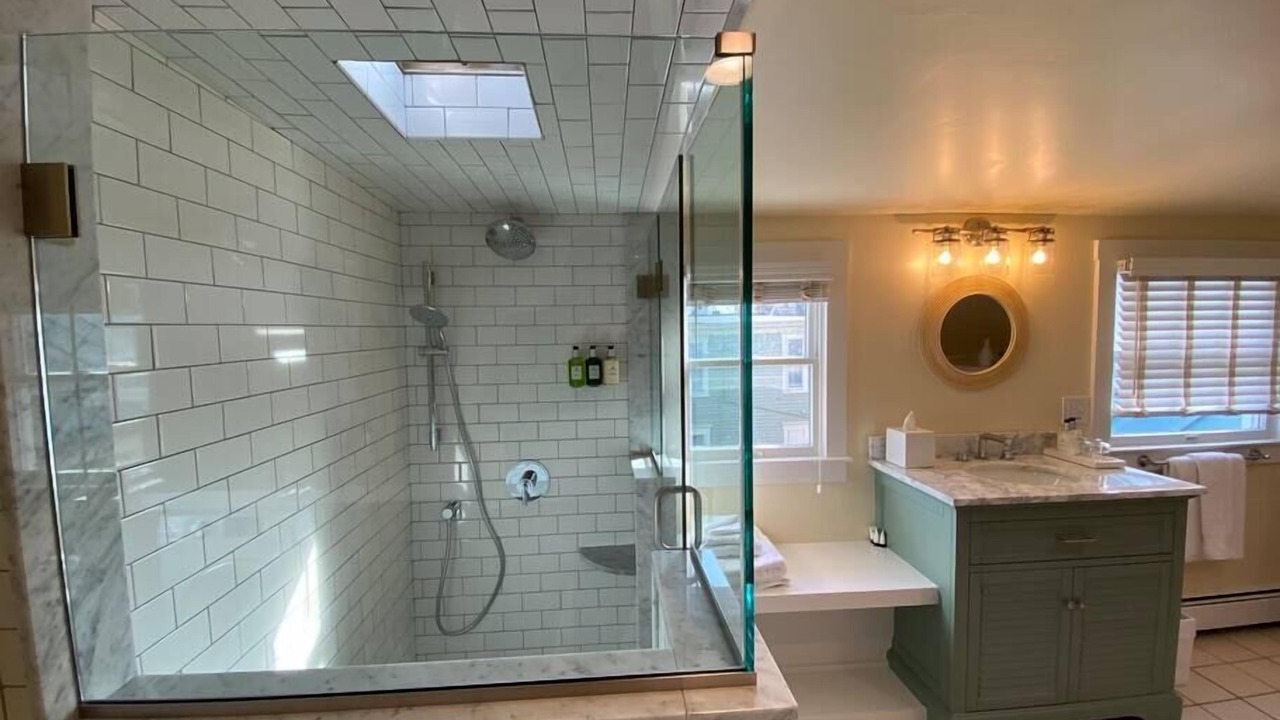 Photo of Bathroom in Top of the Hill