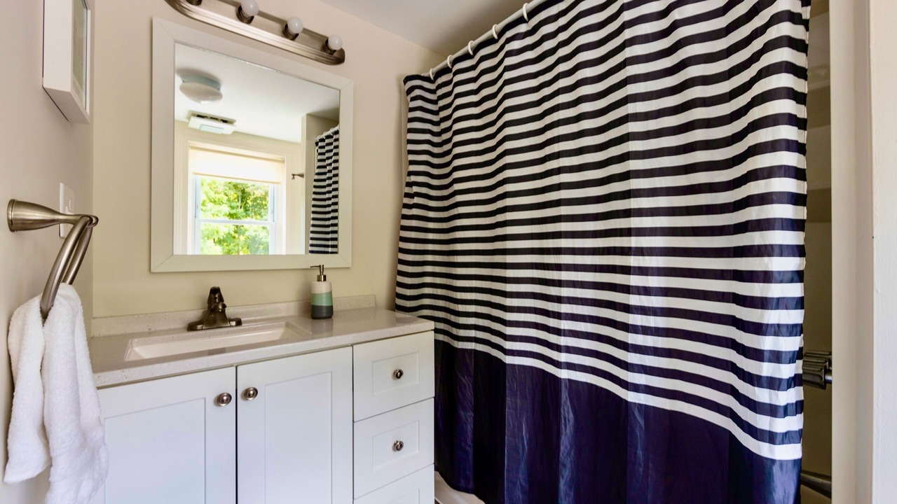 Photo of Bathroom in Beacon