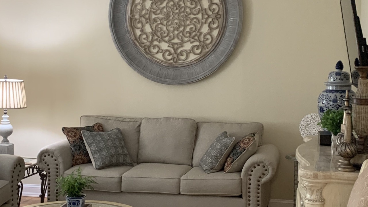 Photo of Livingroom in Cutchogue