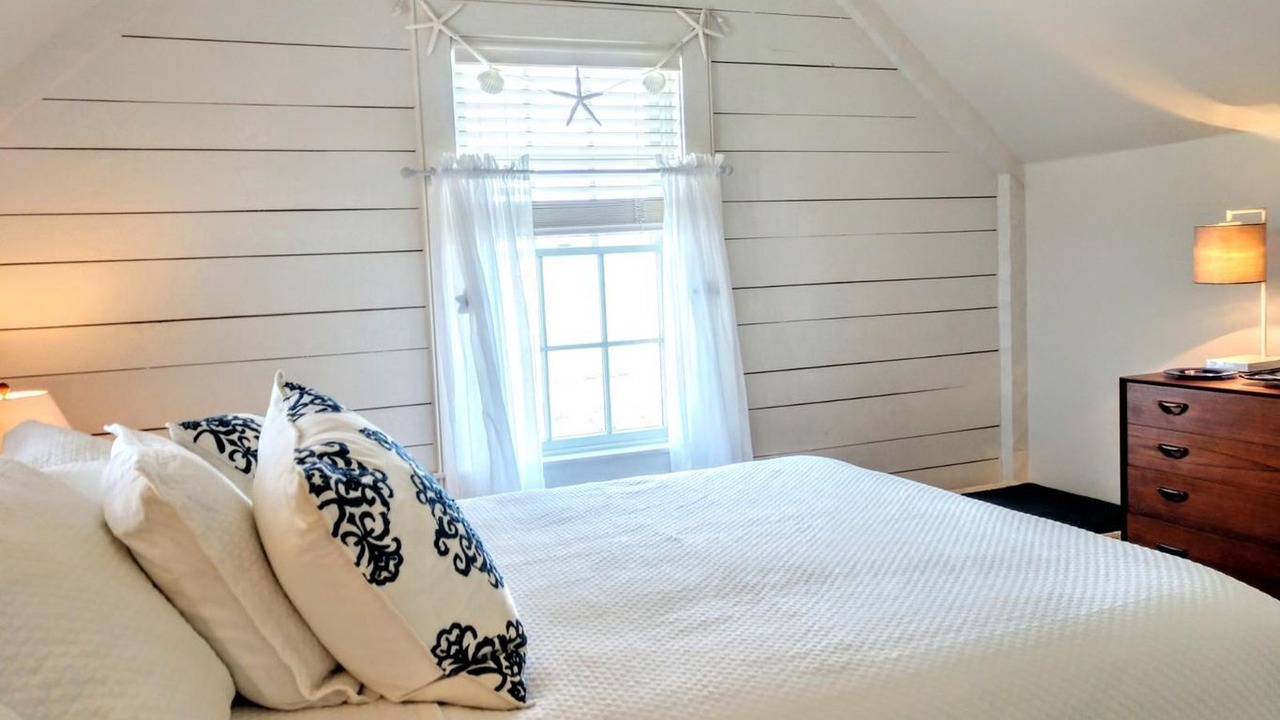 Photo of Bedroom in Mashpee