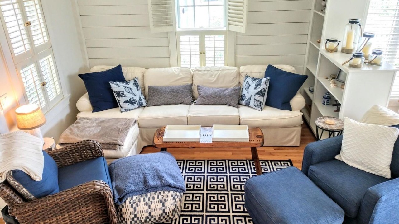 Photo of Livingroom in Mashpee