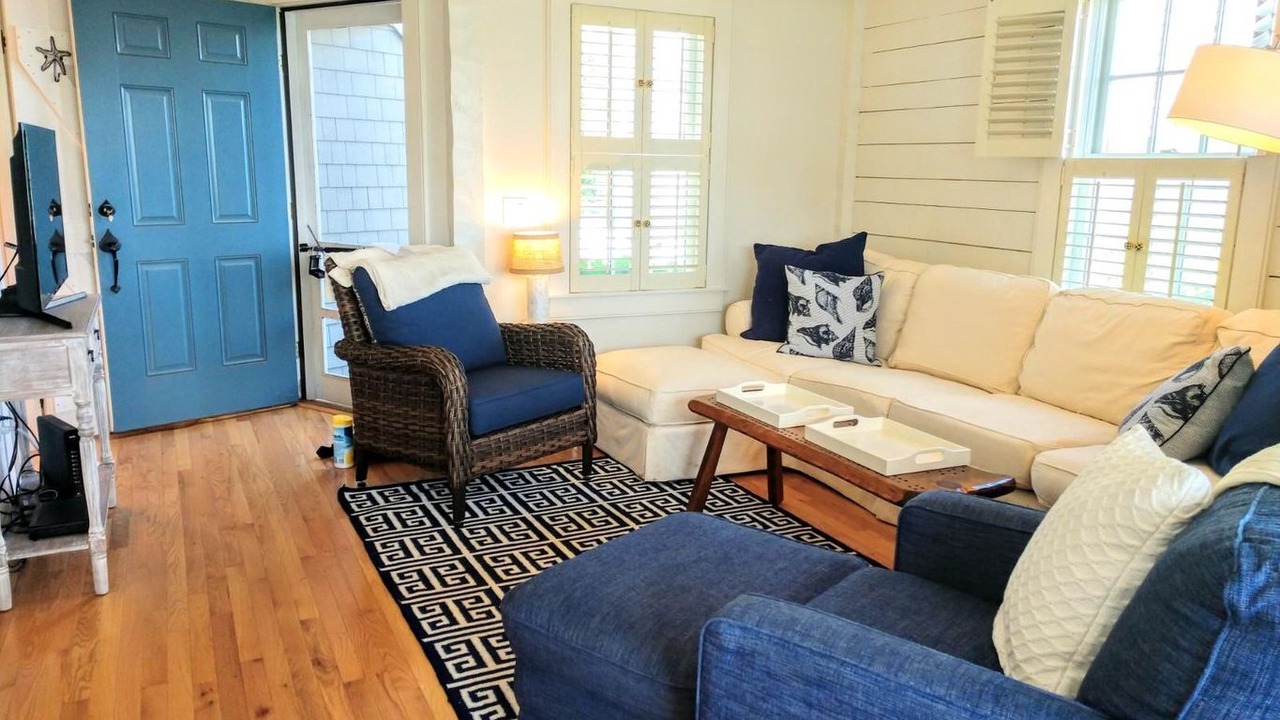 Photo of Livingroom in Mashpee