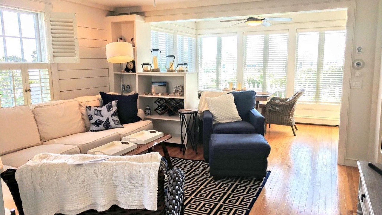 Photo of Livingroom in Mashpee