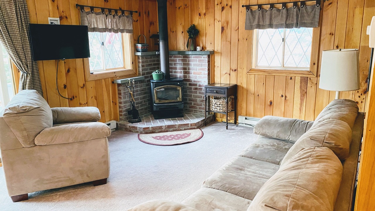 Photo of Livingroom in Moultonborough