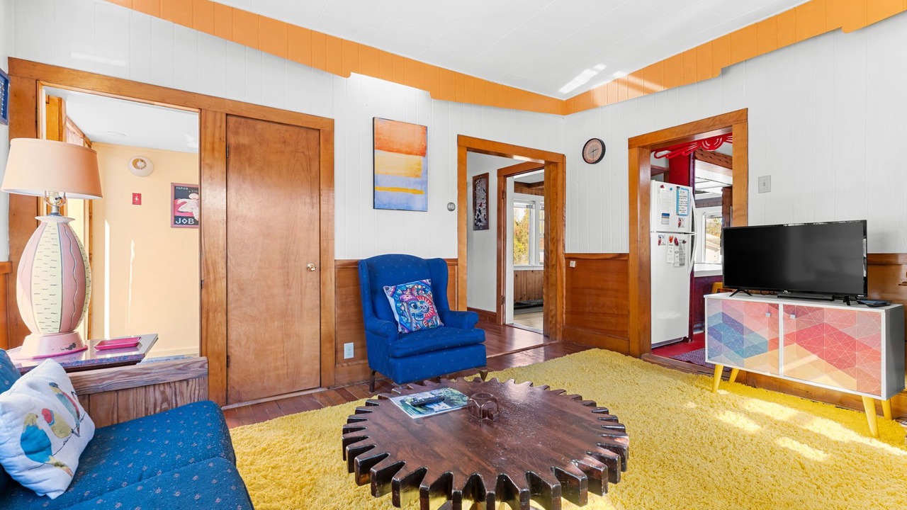 Photo of Livingroom in North Troy