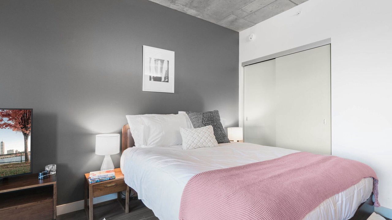 Photo of Bedroom in MIT