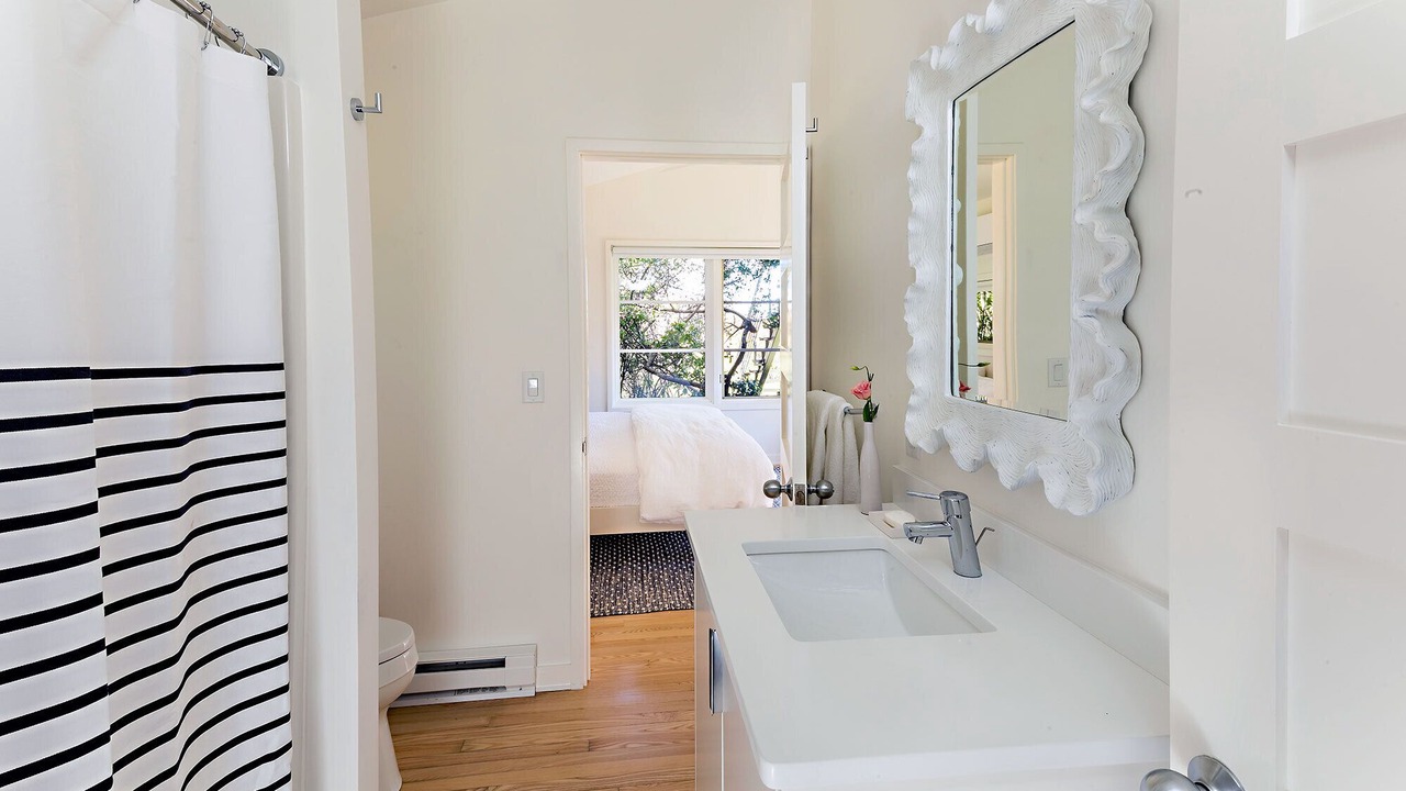 Photo of Bathroom in Aquinnah