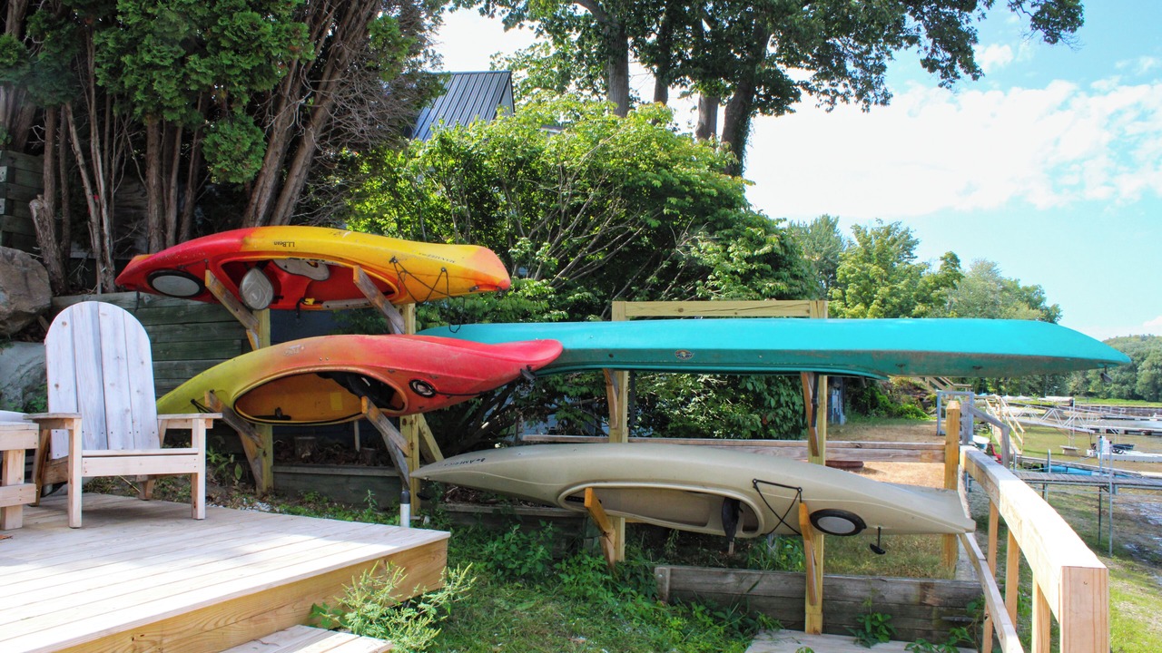 Photo of Others in Malletts Bay