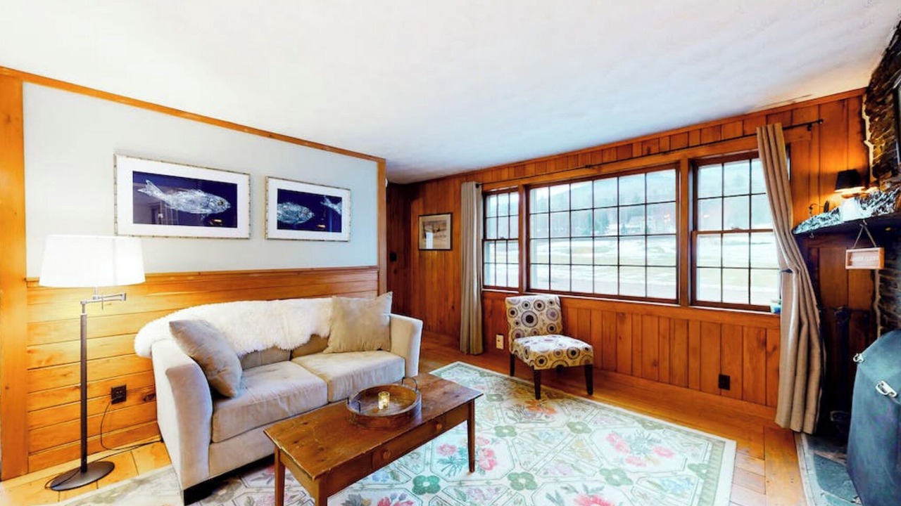 Photo of Livingroom in Stowe Hollow