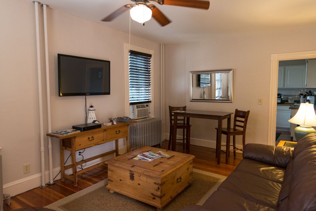 Photo of Livingroom in Fifth Ward