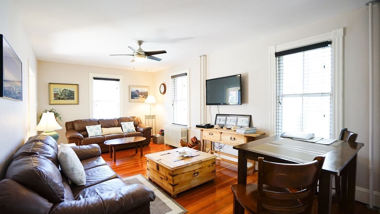Photo of Livingroom in Fifth Ward