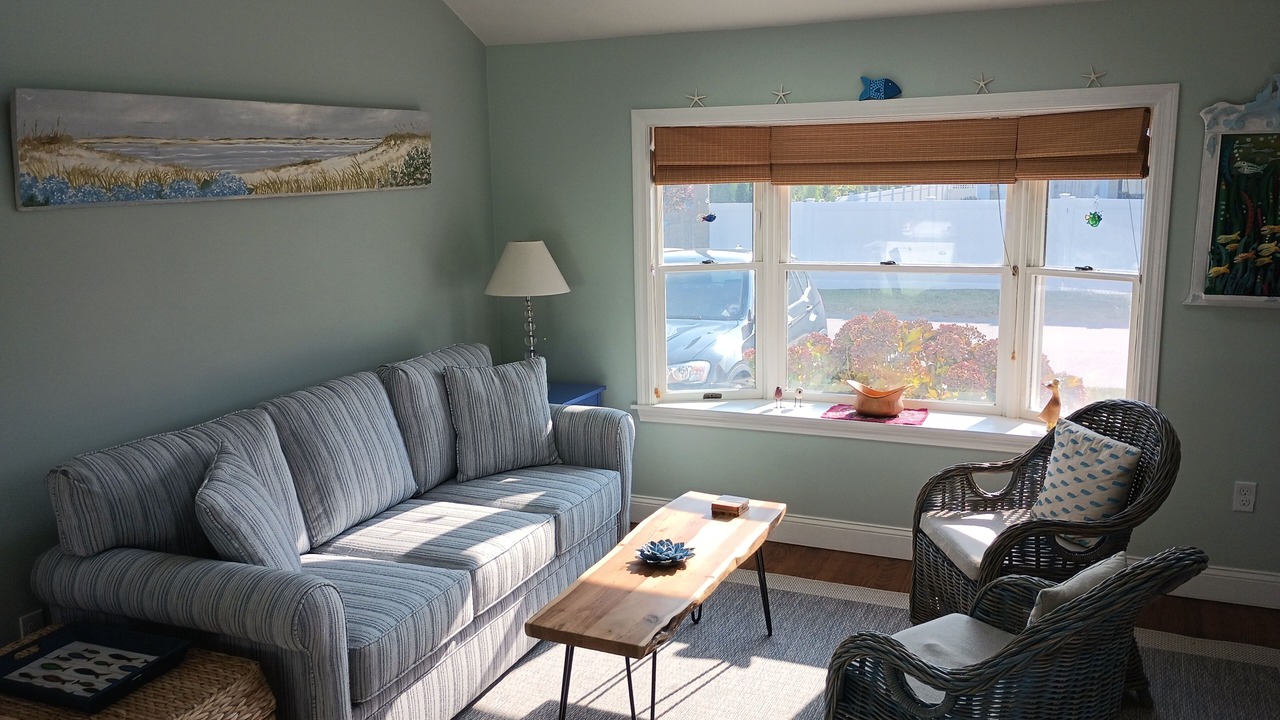 Photo of Livingroom in Easton's Point