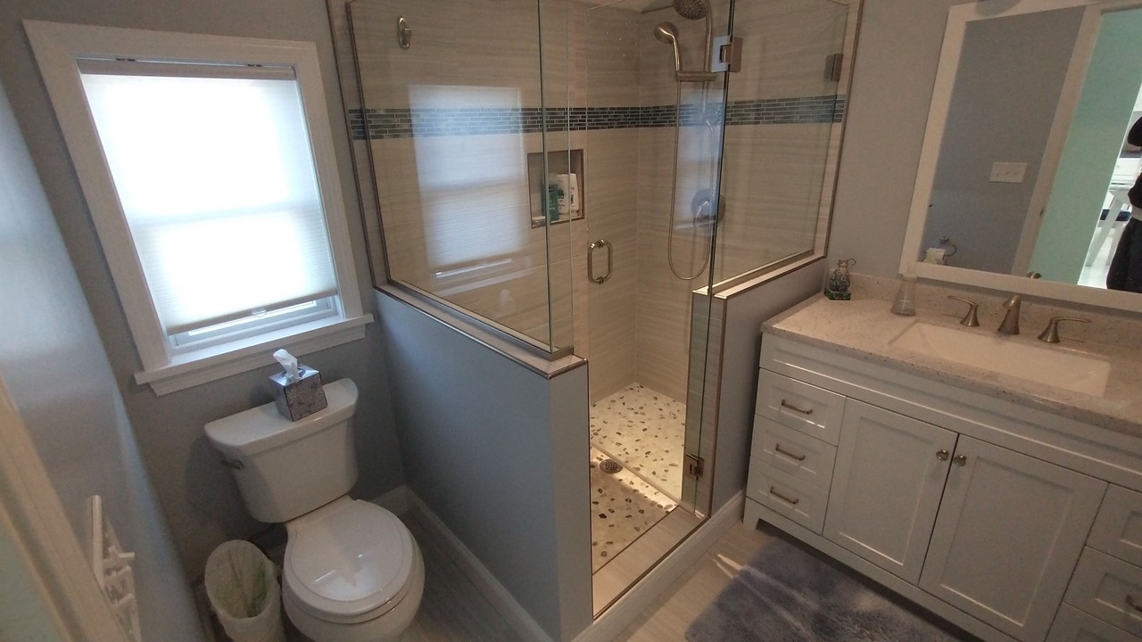 Photo of Bathroom in Easton's Point