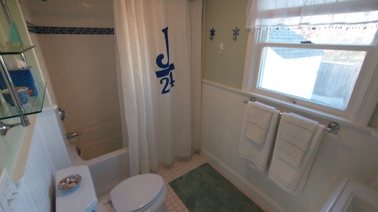 Photo of Bathroom in Easton's Point
